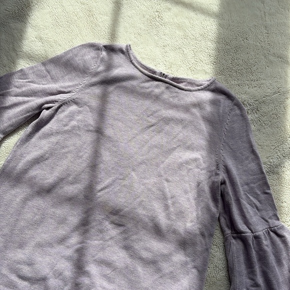 Reitmans Light Purple Bell Sleeve Top with Full Back Zip | Casual Size XS - Picture 2 of 5
